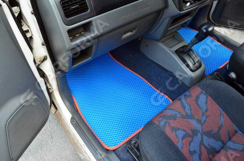 Ворсовые коврики на Mitsubishi Pajero Mini II 1998&nbsp;-&nbsp;2012 в Хабаровске