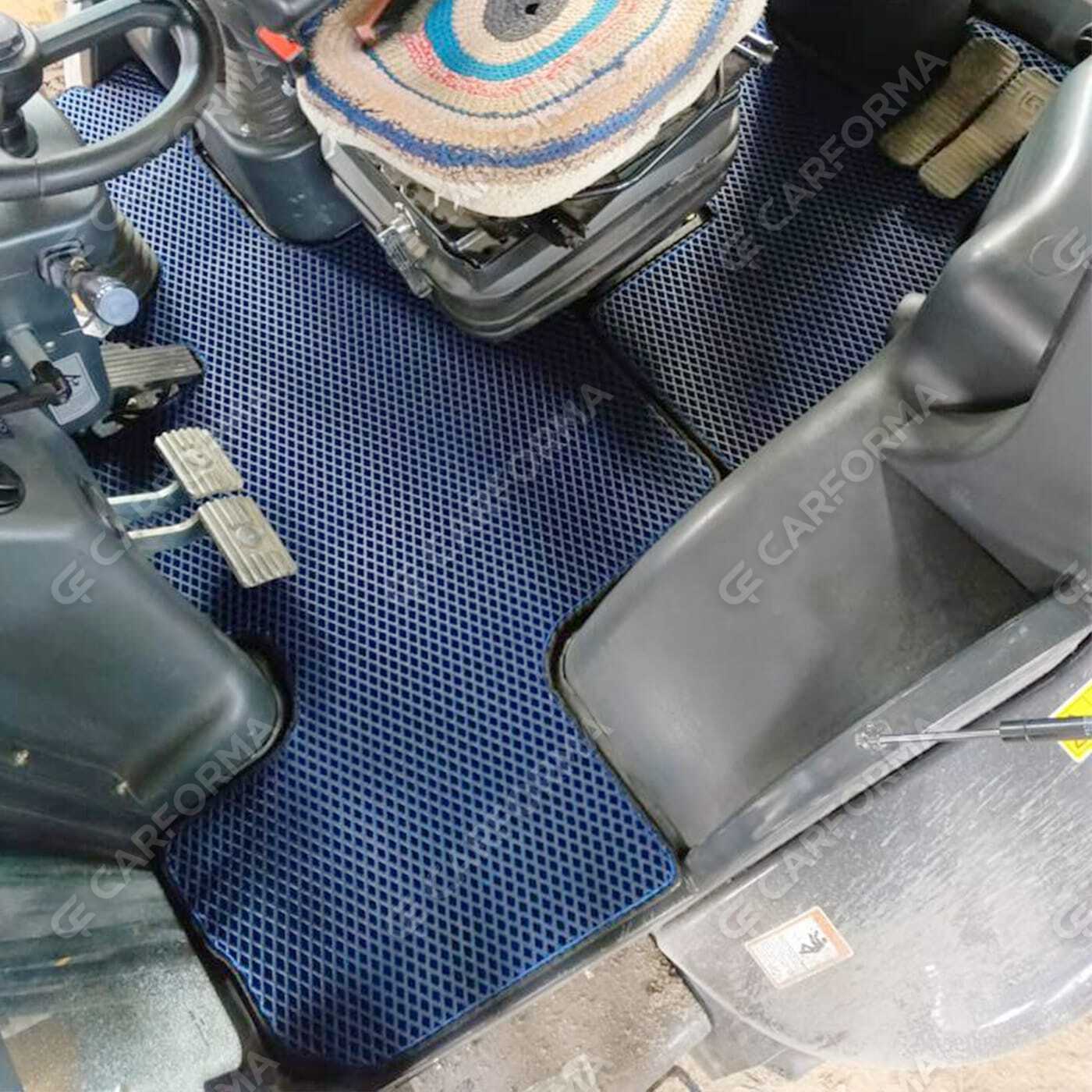 Коврики на Спецтехника Экскаватор-погрузчик LiuGong 777A  в Хабаровске