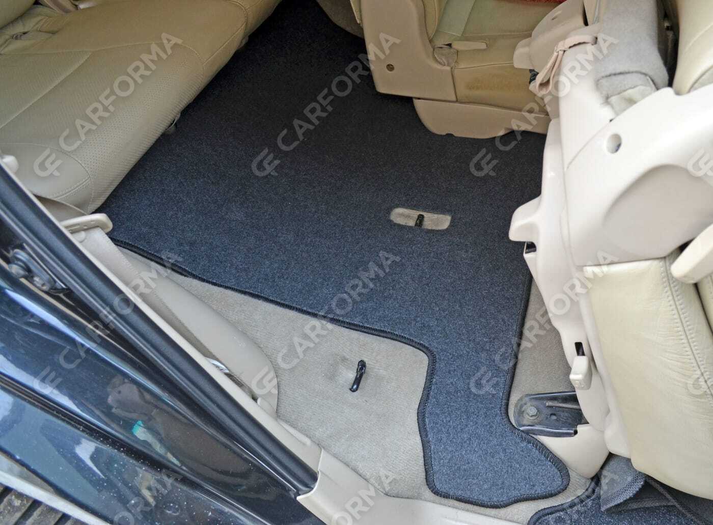 Коврики на Toyota Fortuner I 2004&nbsp;-&nbsp;2015 в Хабаровске