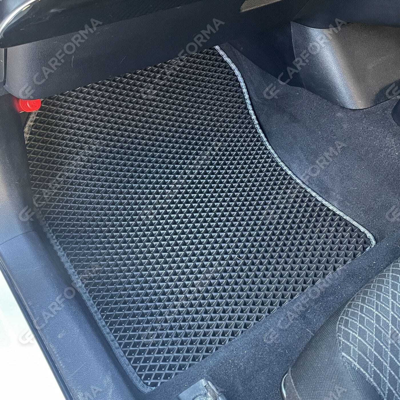 Коврики на Toyota Prius (50) 2015&nbsp;-&nbsp;2023 в Хабаровске