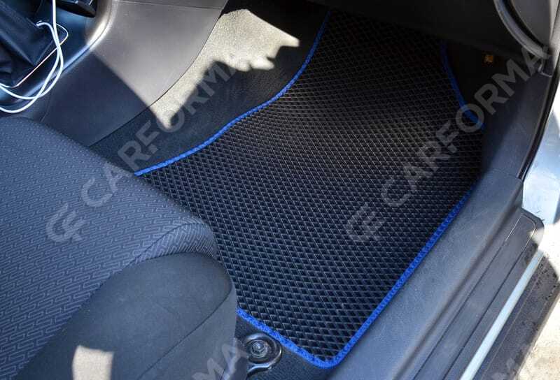 Коврики на Toyota Avensis II 2002&nbsp;-&nbsp;2008 в Хабаровске