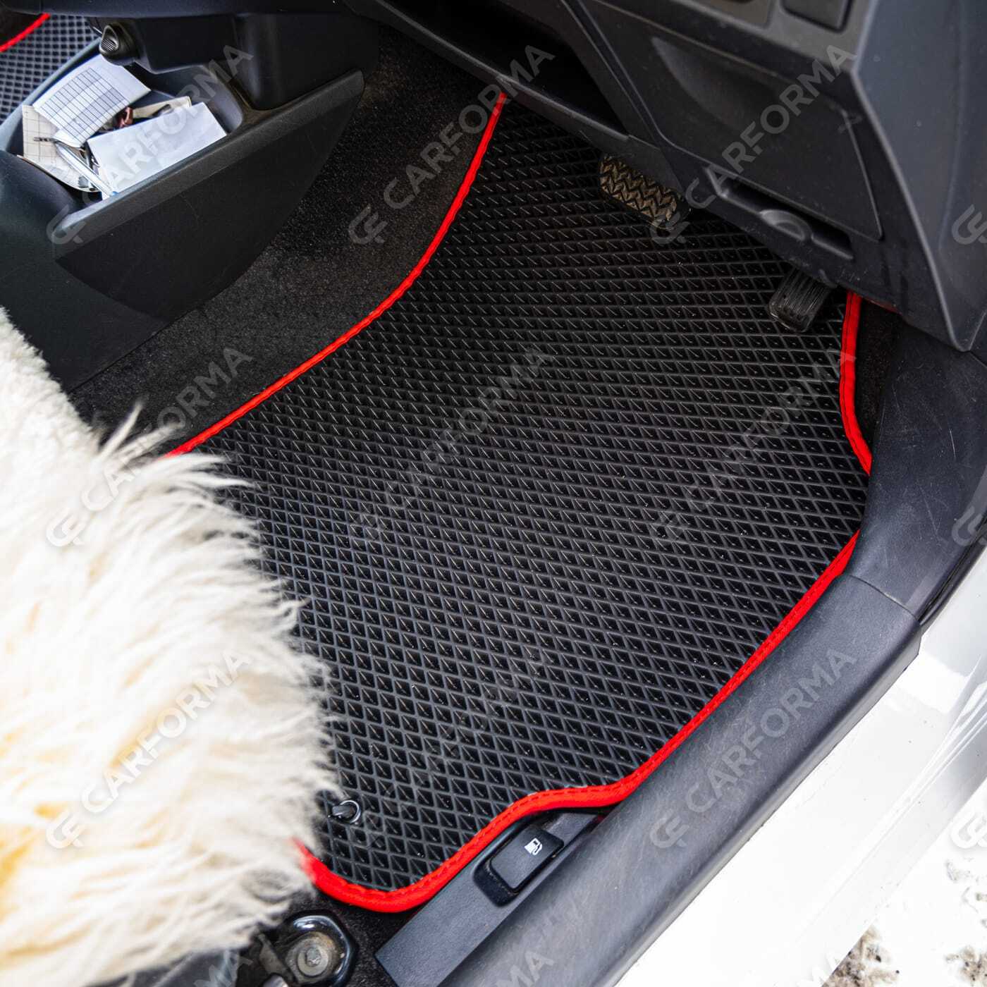 Ворсовые коврики на Toyota Vitz II 2005&nbsp;-&nbsp;2010 в Хабаровске