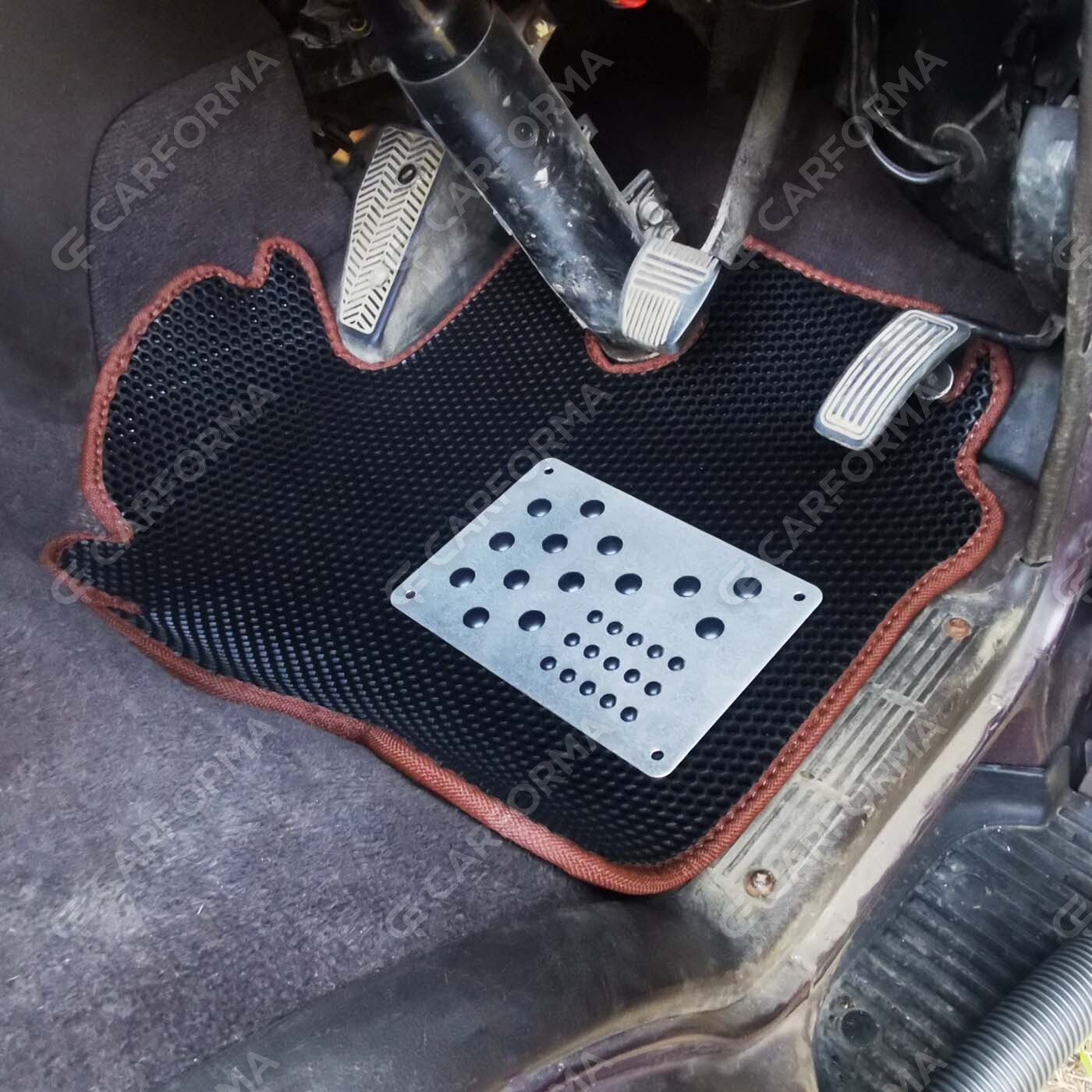 EVA коврики на Toyota Hiace (H100) 1989&nbsp;-&nbsp;2005 в Хабаровске