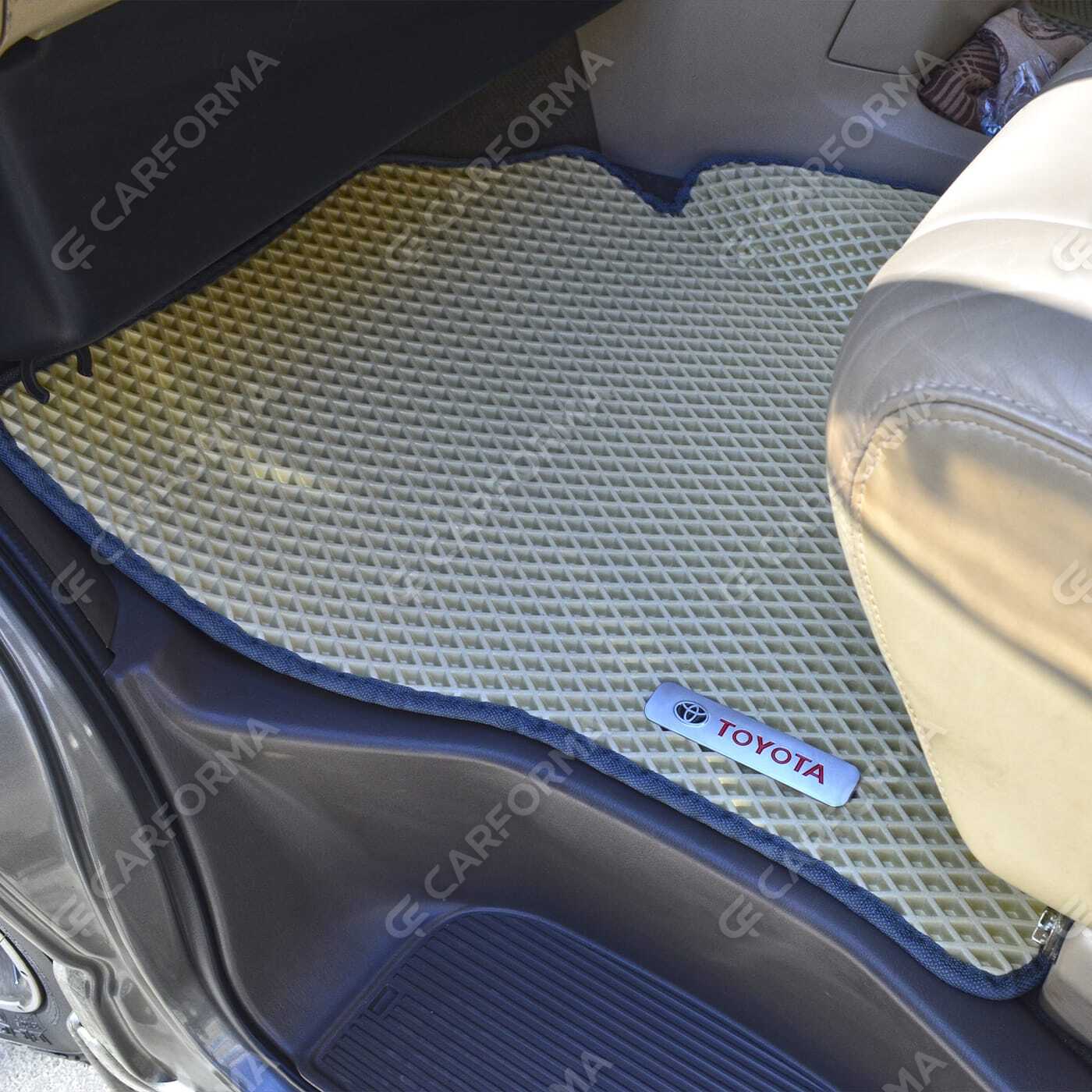 Коврики на Toyota Grand Hiace 1999&nbsp;-&nbsp;2002 в Хабаровске