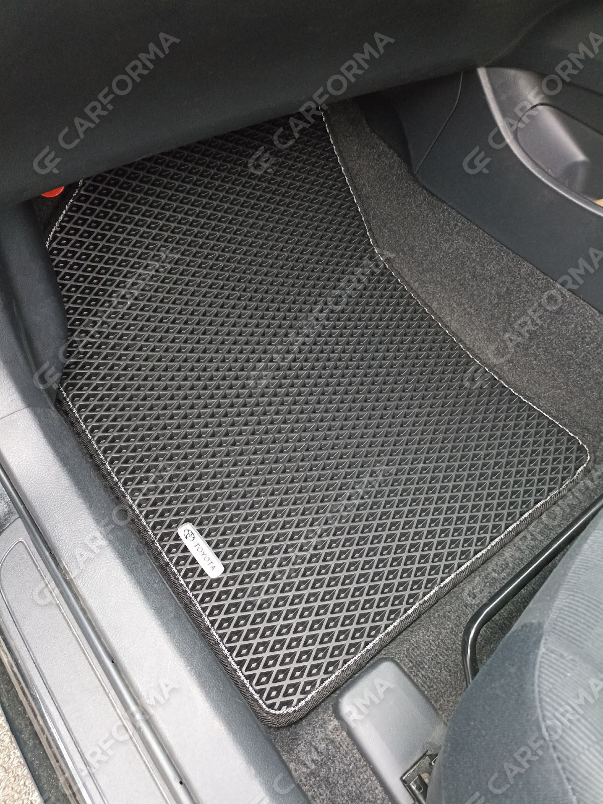 Коврики на Toyota Corolla Axio (E14) 2006&nbsp;-&nbsp;2012 в Хабаровске