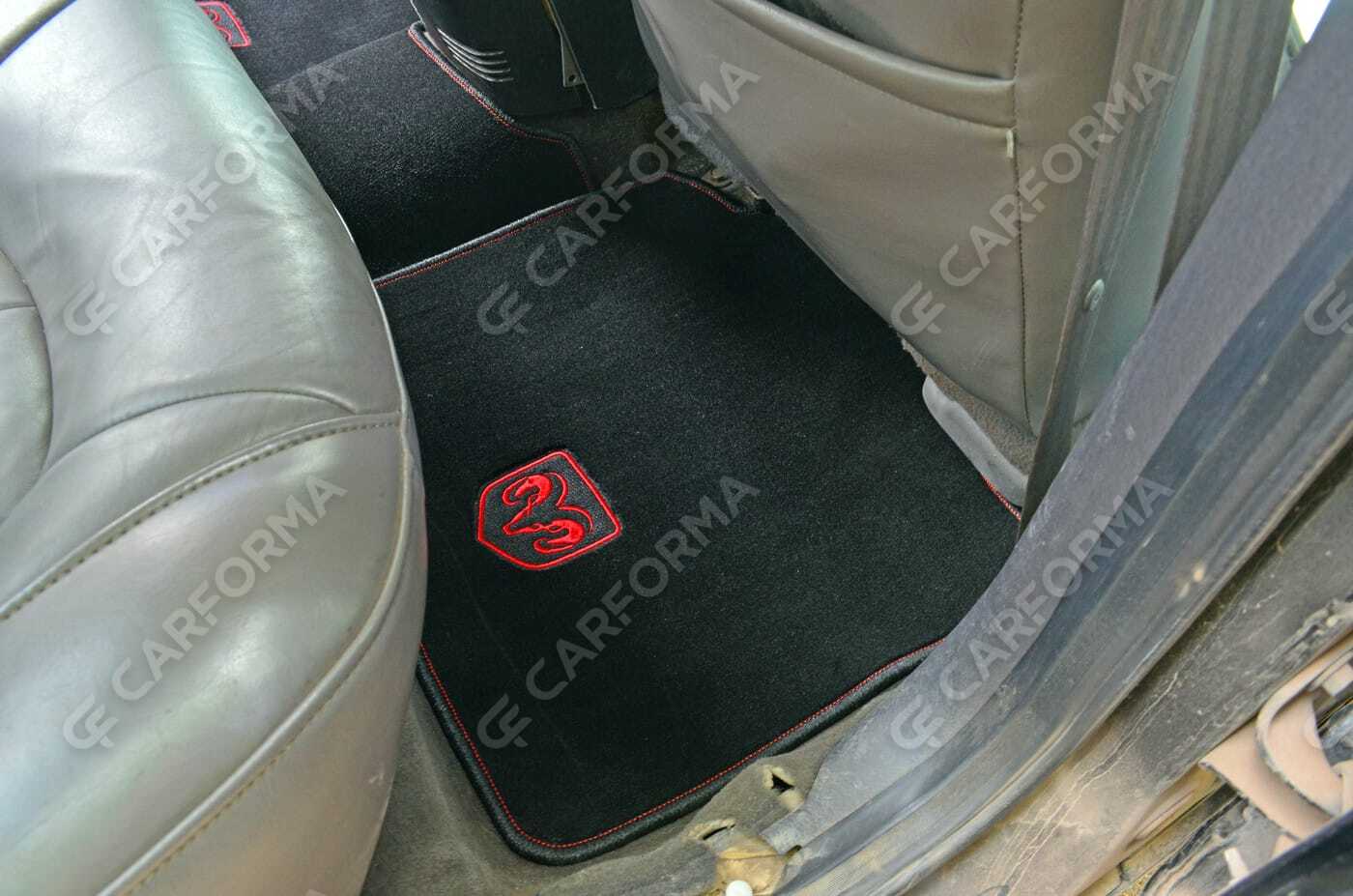 Коврики на Dodge Intrepid II 1997&nbsp;-&nbsp;2004 в Хабаровске