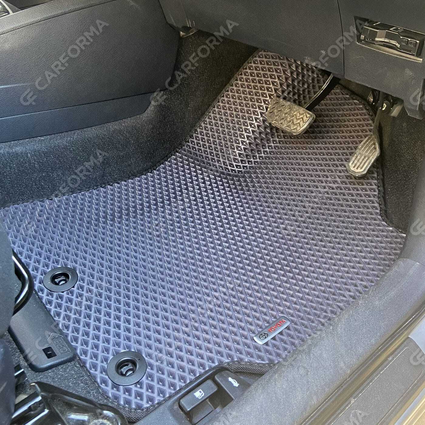 Ворсовые коврики на Toyota Corolla Axio (E16) 2012&nbsp;-&nbsp;2026 в Хабаровске