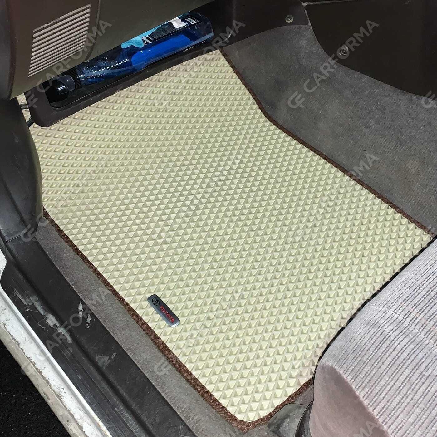 Коврики на Toyota Carina (T19) 1992&nbsp;-&nbsp;1996 в Хабаровске