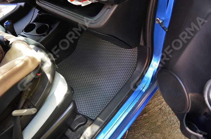 Коврики на Toyota Prius C 2011&nbsp;-&nbsp;2021 в Хабаровске