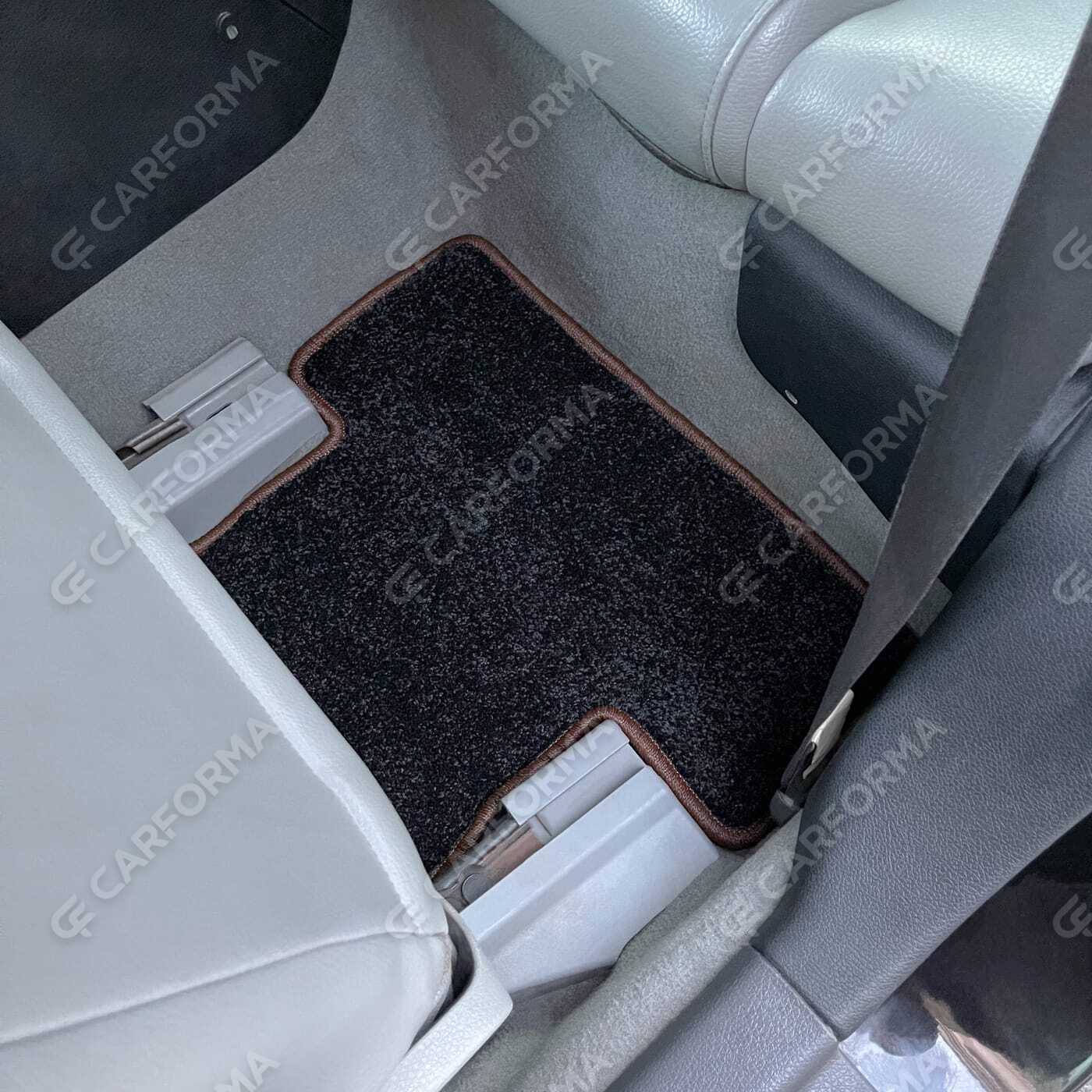 Коврики на Ford Mustang V 2004&nbsp;-&nbsp;2014 в Хабаровске