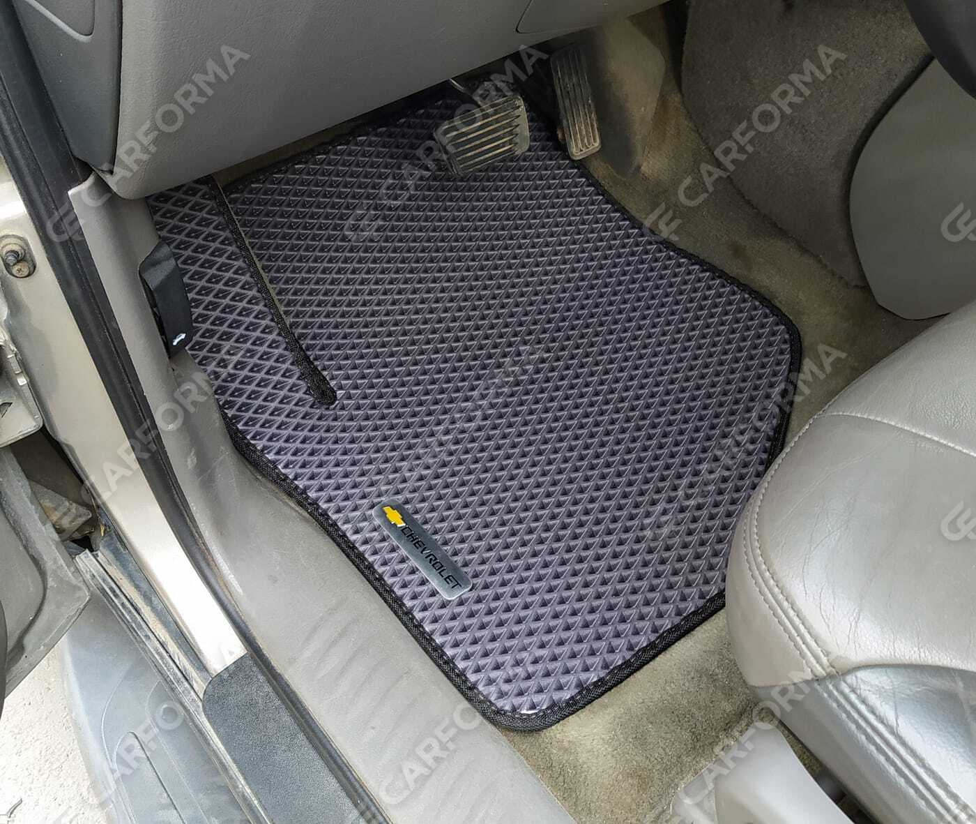 Коврики на Chevrolet TrailBlazer I 2001&nbsp;-&nbsp;2010 в Хабаровске