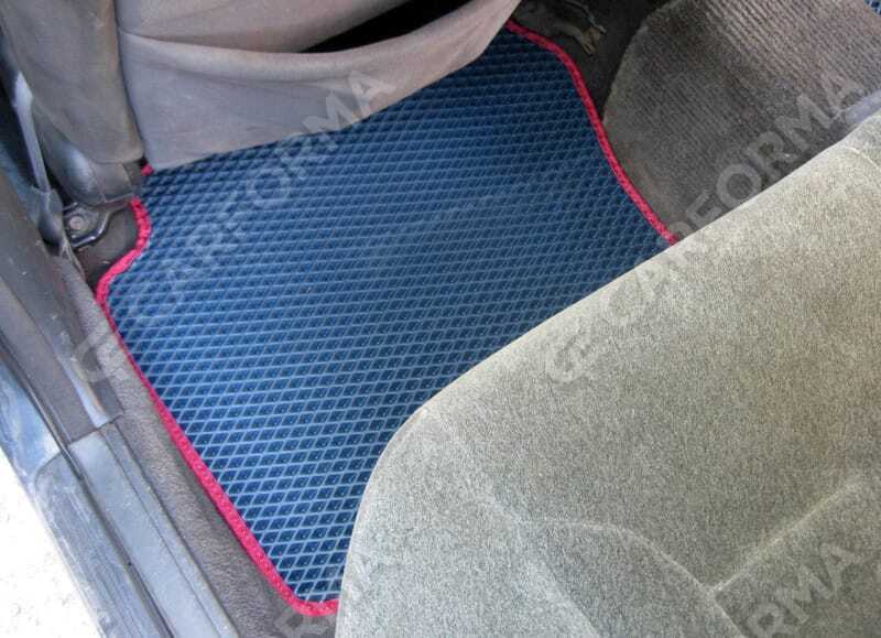 Коврики на Toyota Mark II (90) 1992&nbsp;-&nbsp;1996 в Хабаровске