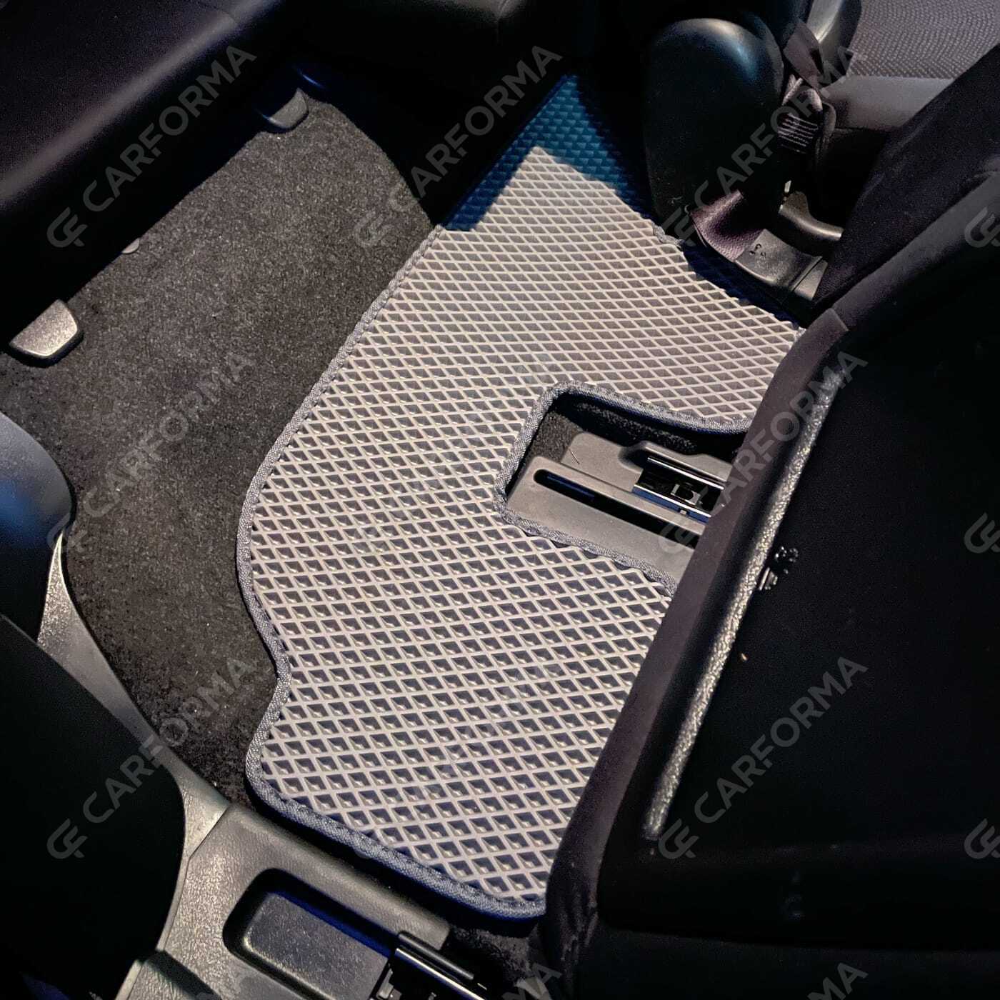 Коврики на Toyota Wish II 2009&nbsp;-&nbsp;2017 в Хабаровске