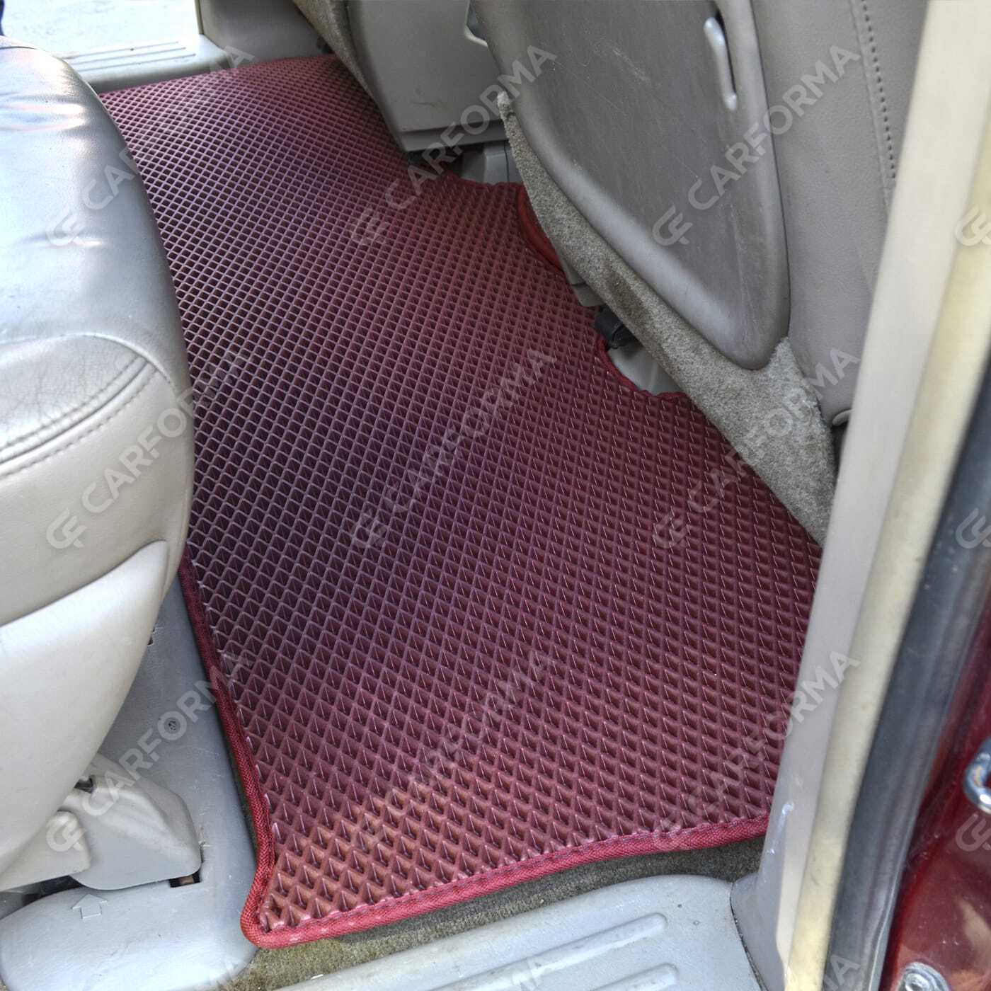 Коврики на Toyota Sienna II 2003&nbsp;-&nbsp;2010 в Хабаровске