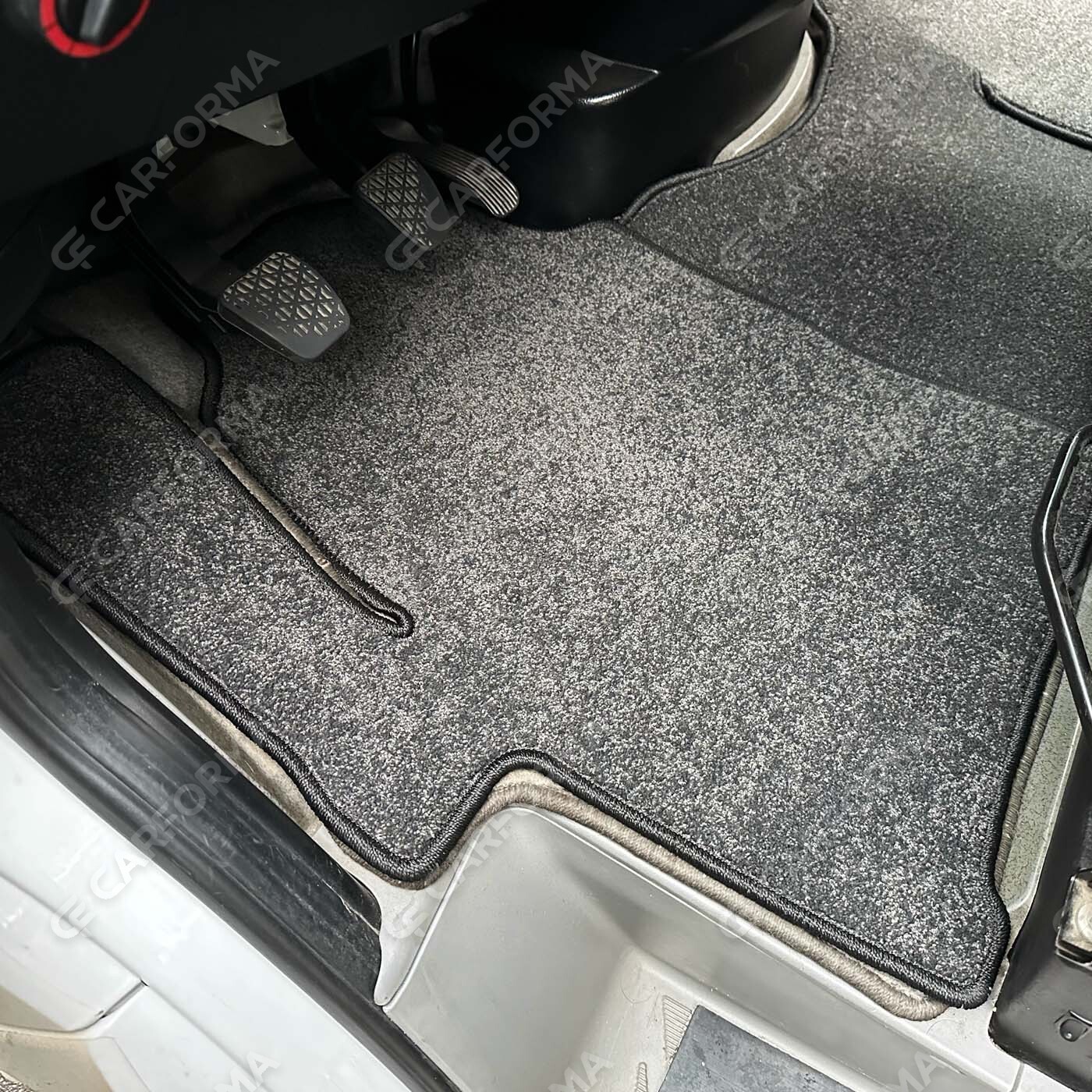 Ворсовые коврики на Mercedes Sprinter (W906) рестайлинг 2013&nbsp;-&nbsp;2018 в Хабаровске