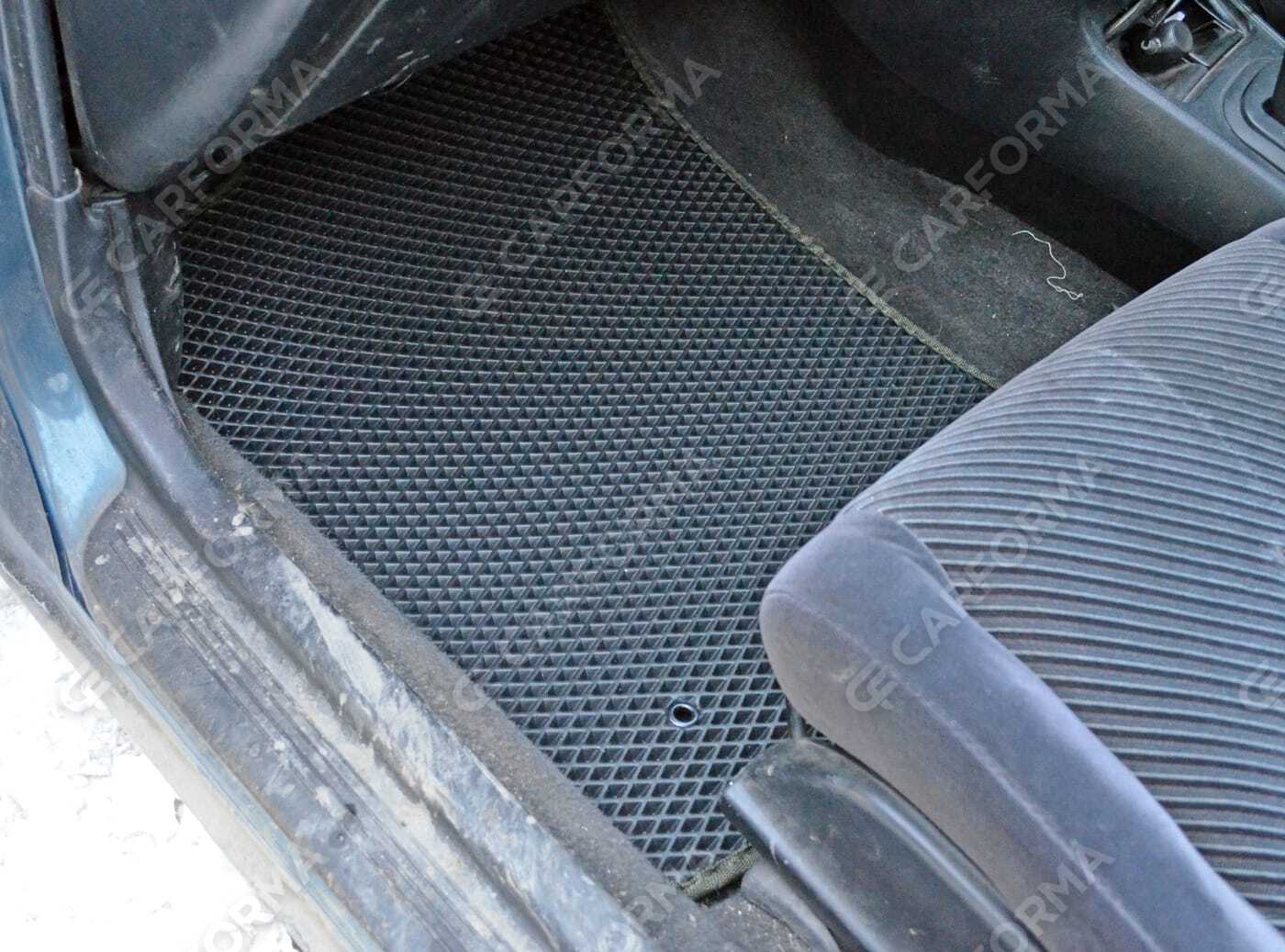 Коврики на Toyota Sprinter Marino 1992&nbsp;-&nbsp;1997 в Хабаровске