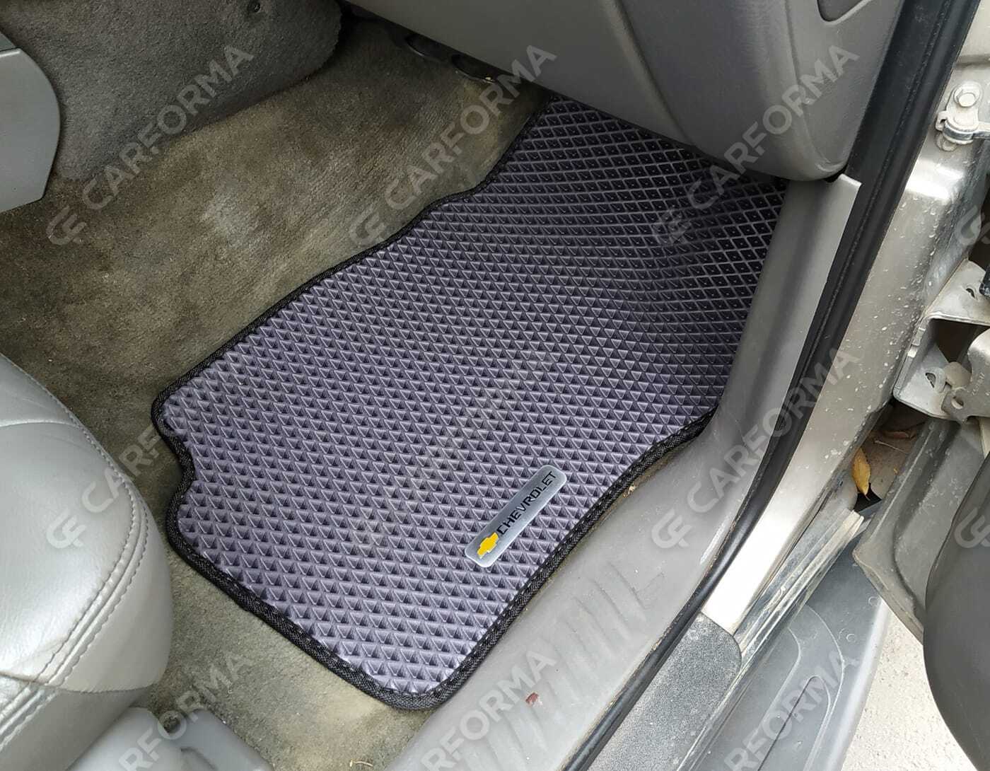 Коврики на Chevrolet TrailBlazer I 2001&nbsp;-&nbsp;2010 в Хабаровске