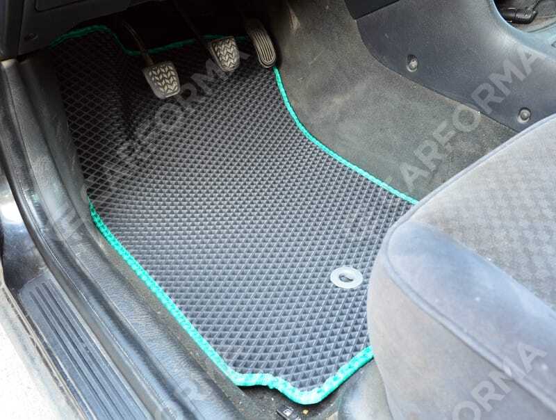 Коврики на Toyota Avensis I 1997&nbsp;-&nbsp;2002 в Хабаровске