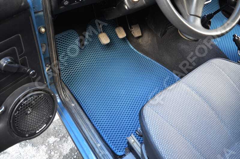 Коврики на Lada (ВАЗ) 2101, 2102, 2103, 2104, 2105, 2106, 2107 1970&nbsp;-&nbsp;2012 в Хабаровске