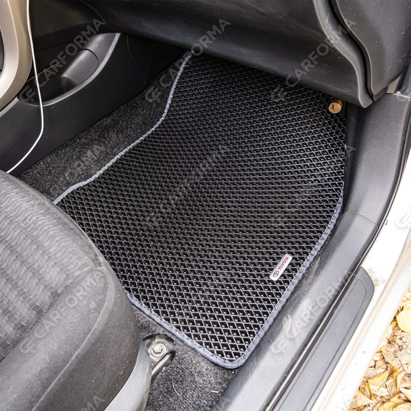 Коврики на Toyota Corolla (E15) 2006&nbsp;-&nbsp;2013 в Хабаровске