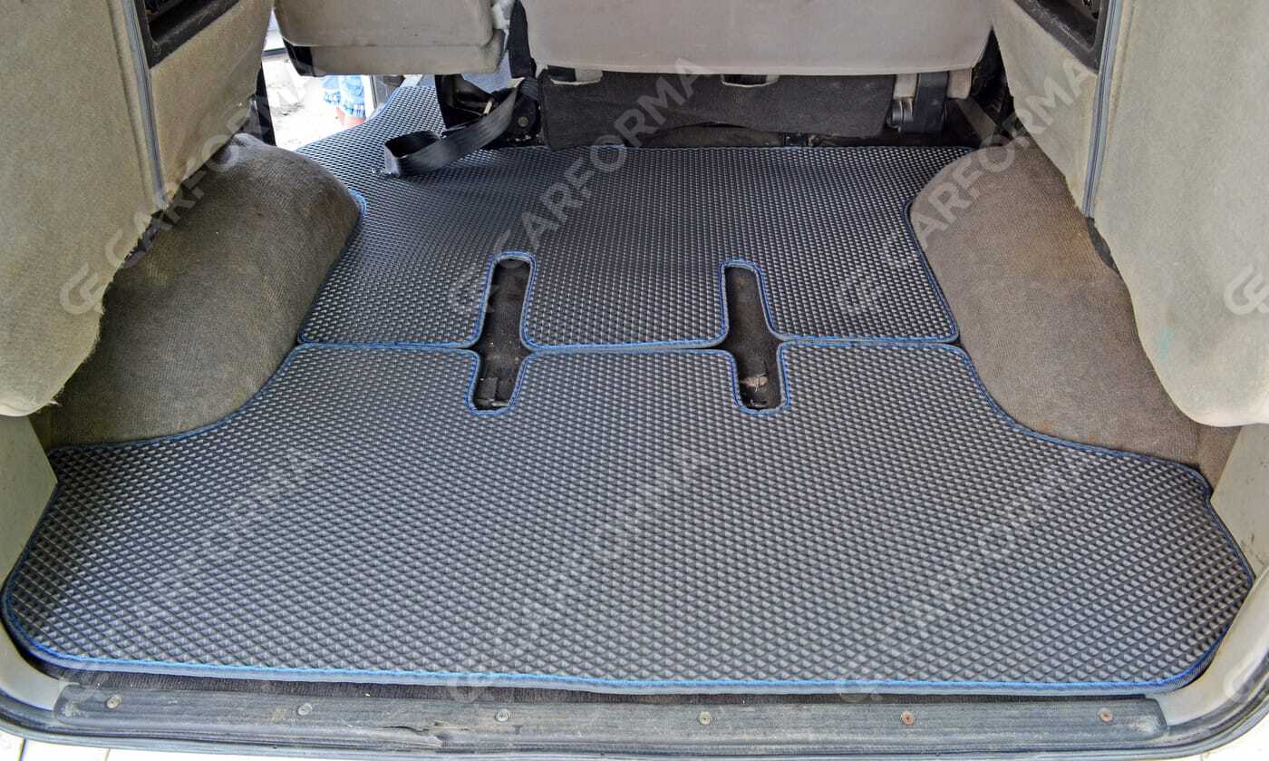 Ворсовые коврики на Mitsubishi Delica 4 1994&nbsp;-&nbsp;2007 в Хабаровске