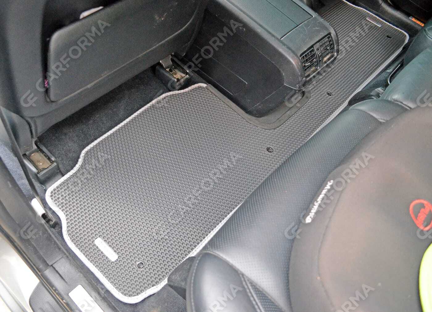 Коврики на Toyota Harrier II 2003&nbsp;-&nbsp;2013 в Хабаровске