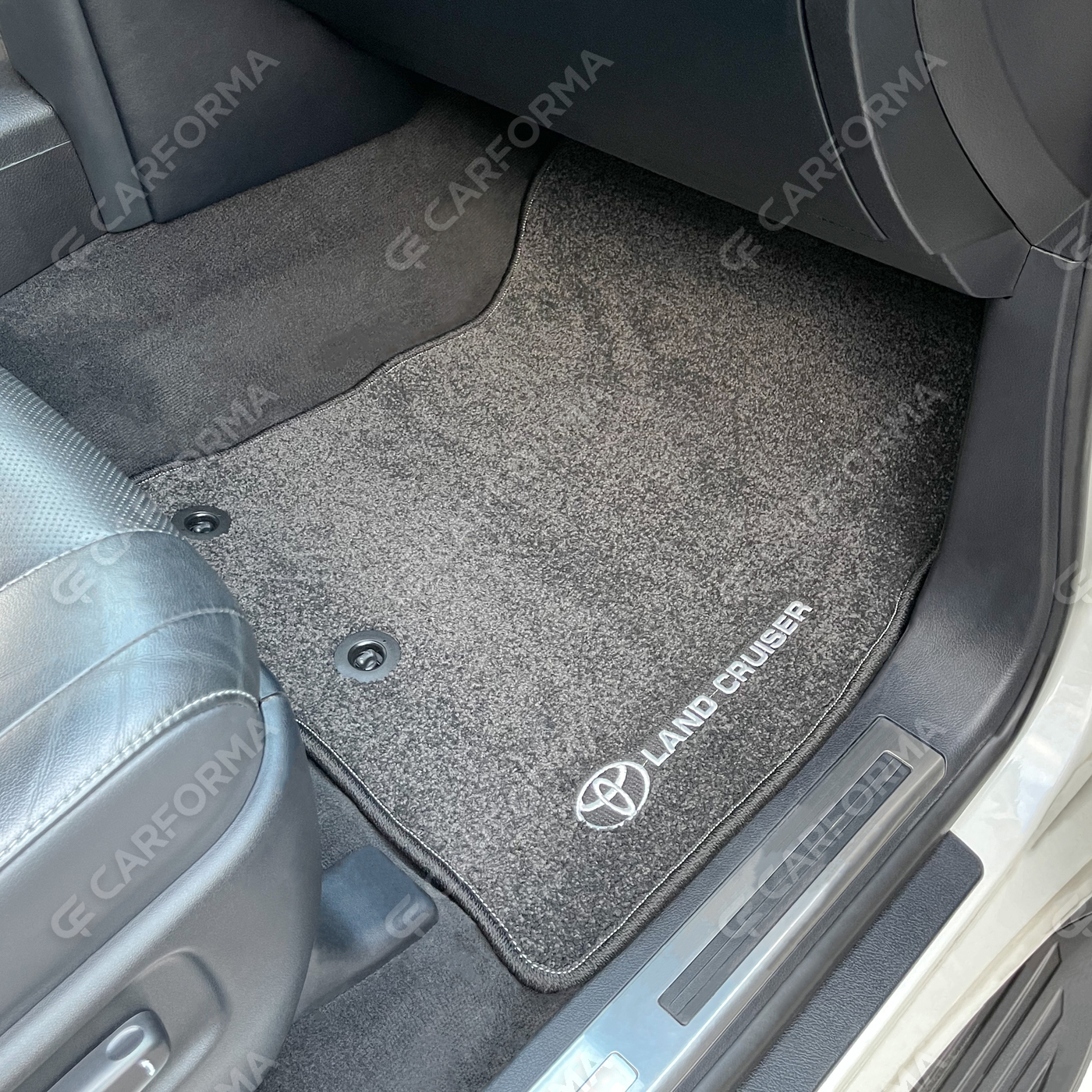 Коврики на Toyota Land Cruiser 200 2007&nbsp;-&nbsp;2021 в Хабаровске