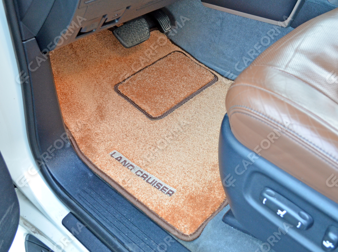 Коврики на Toyota Land Cruiser 200 2007&nbsp;-&nbsp;2021 в Хабаровске