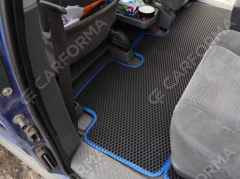 Ворсовые коврики на Mazda MPV II 1999&nbsp;-&nbsp;2006 в Хабаровске