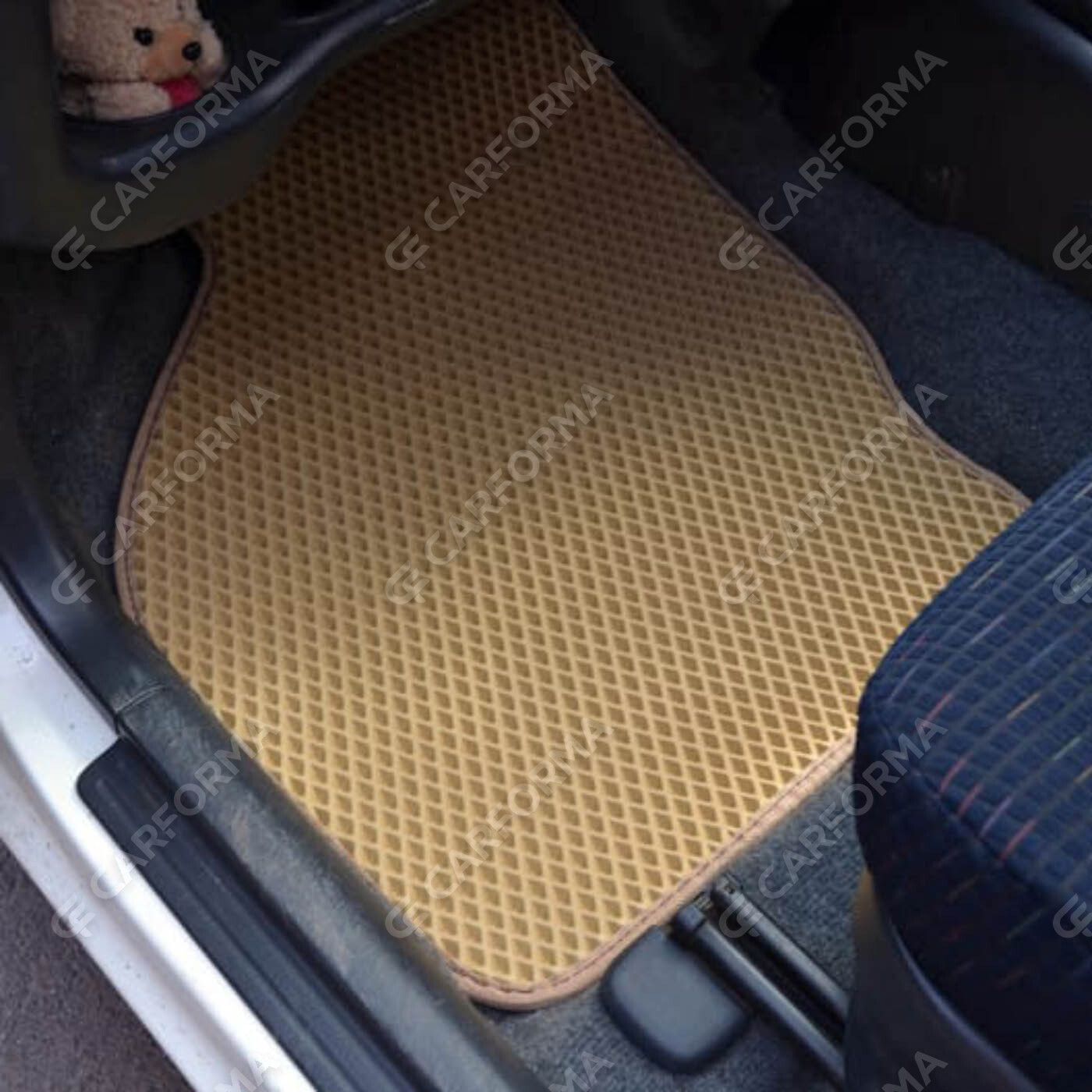 Коврики на Suzuki Ignis 2000&nbsp;-&nbsp;2008 в Хабаровске