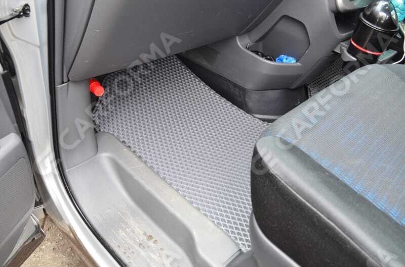 EVA коврики на Toyota Voxy (R70) 2007&nbsp;-&nbsp;2013 в Хабаровске