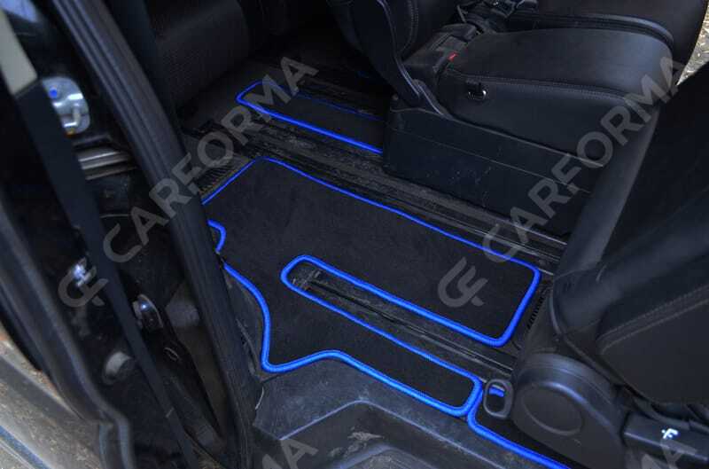 Ворсовые коврики на Nissan Elgrand (E51) 2002&nbsp;-&nbsp;2010 в Хабаровске