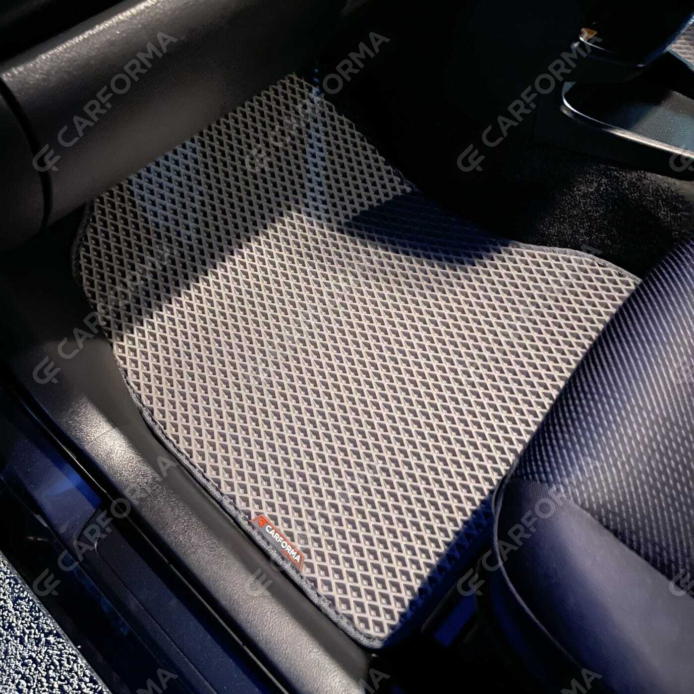 Коврики на Toyota Wish II 2009&nbsp;-&nbsp;2017 в Хабаровске