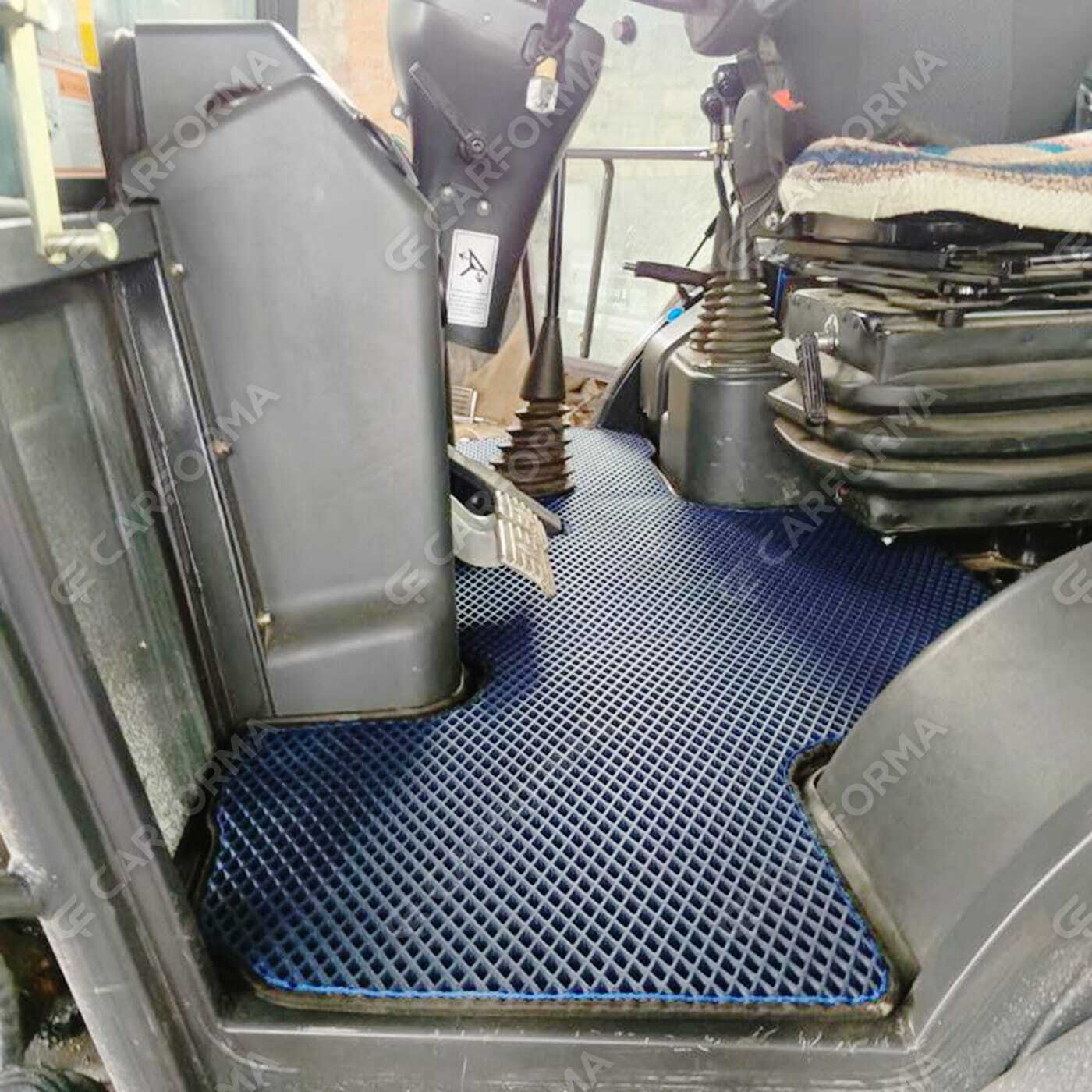 Коврики на Спецтехника Экскаватор-погрузчик LiuGong 777A  в Хабаровске