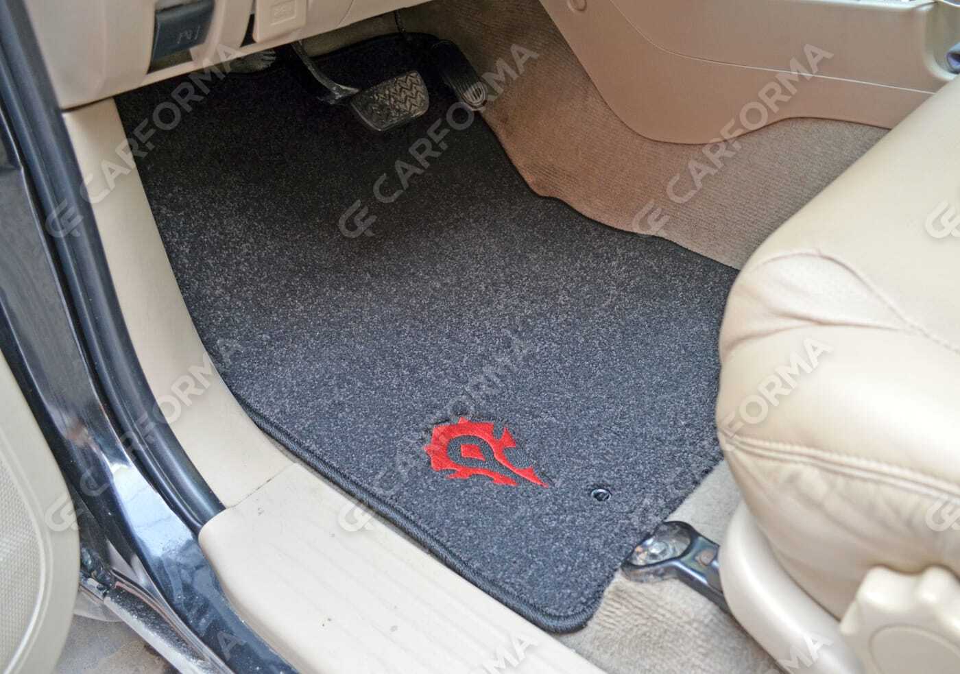 Коврики на Toyota Fortuner I 2004&nbsp;-&nbsp;2015 в Хабаровске