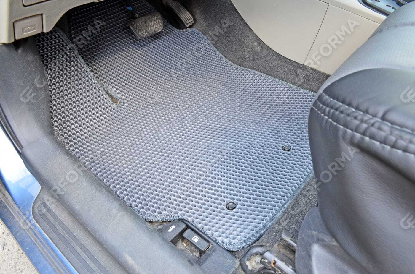 EVA коврики на Toyota Yaris II 2005&nbsp;-&nbsp;2011 в Хабаровске