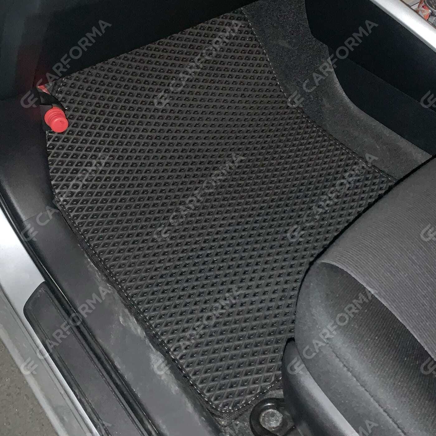 Ворсовые коврики на Toyota Corolla Fielder (E16) 2й рестайлинг 2017&nbsp;-&nbsp;2026 в Хабаровске