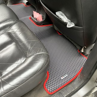 Коврики на Dodge Durango I 1997&nbsp;-&nbsp;2003 в Хабаровске