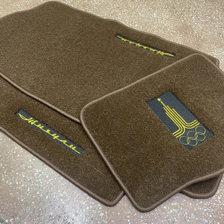 Коврики на Lada (ВАЗ) 2101, 2102, 2103, 2104, 2105, 2106, 2107 1970&nbsp;-&nbsp;2012 в Хабаровске