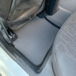 Ворсовые коврики на KIA Rio III 2011 - 2017 в Хабаровске Ворсовые коврики на KIA Rio III 2011 - 2017 в Хабаровске