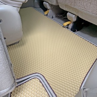 Коврики на Honda StepWGN II 2001&nbsp;-&nbsp;2005 в Хабаровске