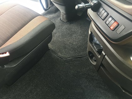 Ворсовые коврики на КамАЗ К5 широкая кабина 54901 