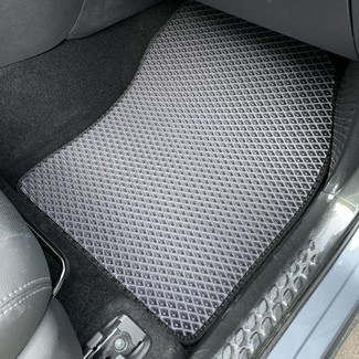 Коврики на Toyota C-HR 2016&nbsp;-&nbsp;2026 в Хабаровске