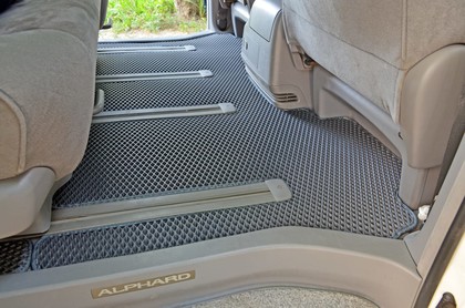 EVA коврики на Toyota Alphard (H10) 2002 - 2008 в Хабаровске EVA коврики на Toyota Alphard (H10) 2002 - 2008 в Хабаровске