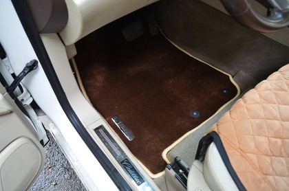 Коврики на Cadillac SRX II 2009&nbsp;-&nbsp;2017 в Хабаровске