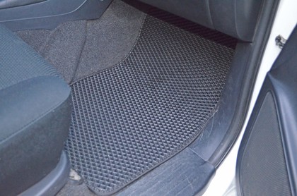 EVA коврики на Toyota Hilux VII 2008&nbsp;-&nbsp;2015 в Хабаровске