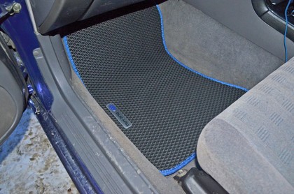 Коврики на Subaru Legacy III 1998&nbsp;-&nbsp;2003 в Хабаровске