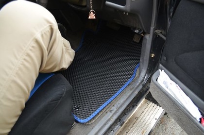 Коврики на Toyota Hilux Surf II 1989&nbsp;-&nbsp;1995 в Хабаровске