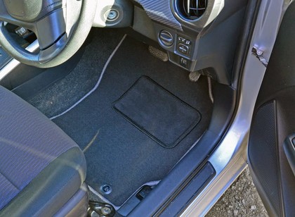 EVA коврики на Toyota Corolla Fielder (E16) 2012 - 2017 в Хабаровске EVA коврики на Toyota Corolla Fielder (E16) 2012 - 2017 в Хабаровске