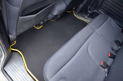 Коврики на Honda Mobilio Spike 2002&nbsp;-&nbsp;2008 в Хабаровске